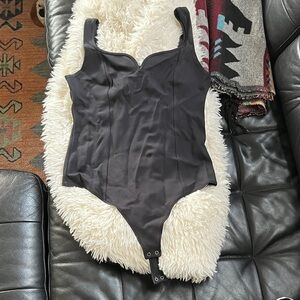 NWOT Abercrombie & Fitch Sweetheart Black Thong Bodysuit - sz S